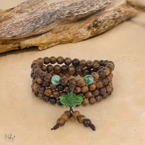 Indonesian-Agarwood-Bracelet-108-Beads-with-Jade-Endless-Knot-Charm